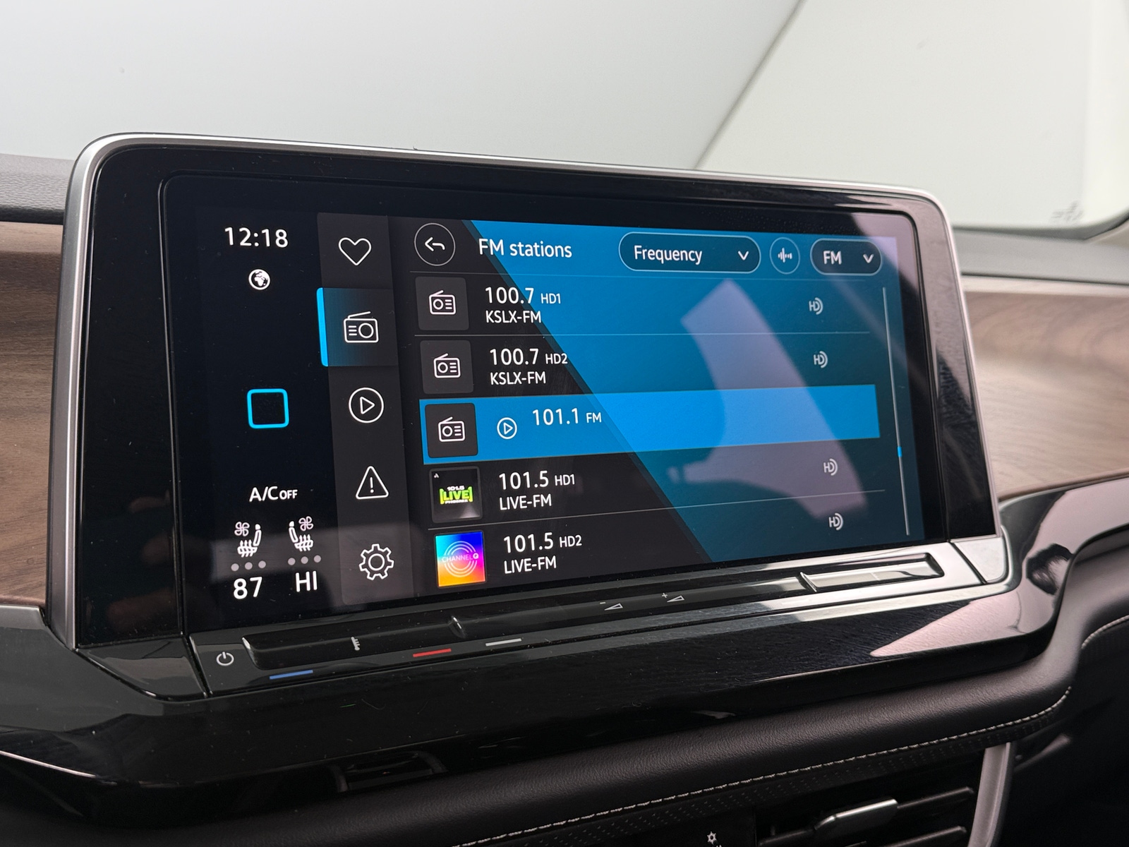 Thumbnail: 2025 Volkswagen Atlas - 3