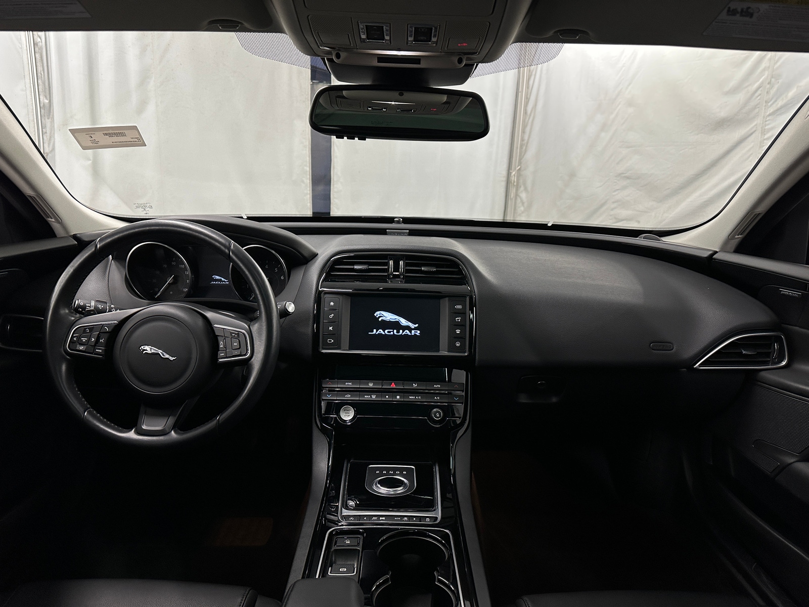 Thumbnail: 2017 Jaguar XE - 2