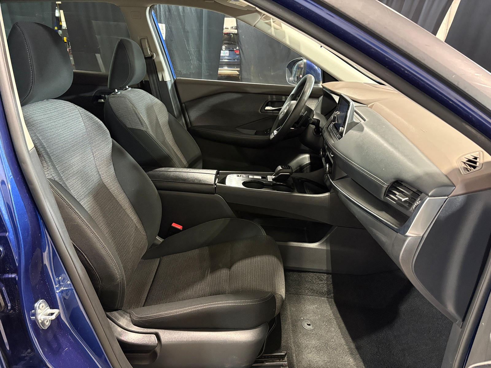 Thumbnail: 2023 Nissan Rogue - 2