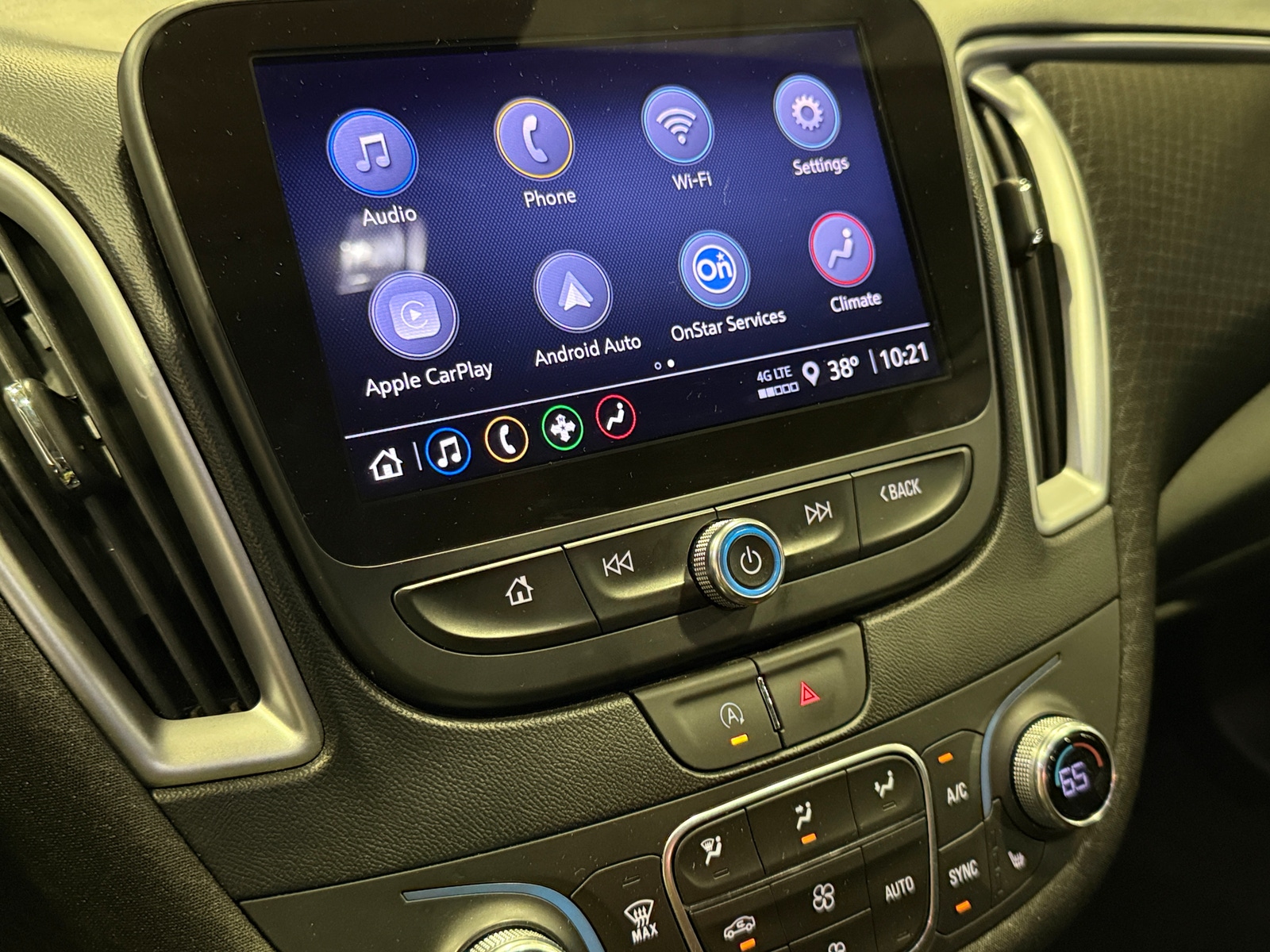 Thumbnail: 2024 Chevrolet Malibu - 4