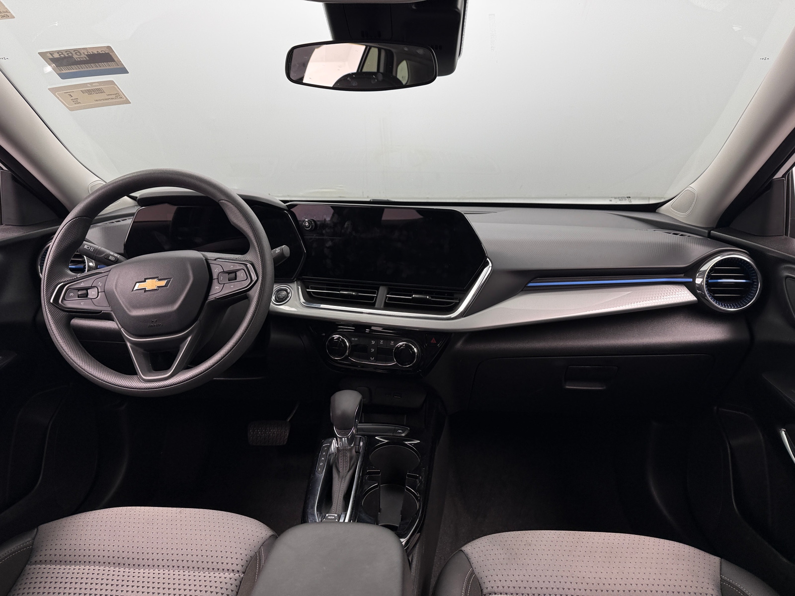 Thumbnail: 2025 Chevrolet Trax - 3