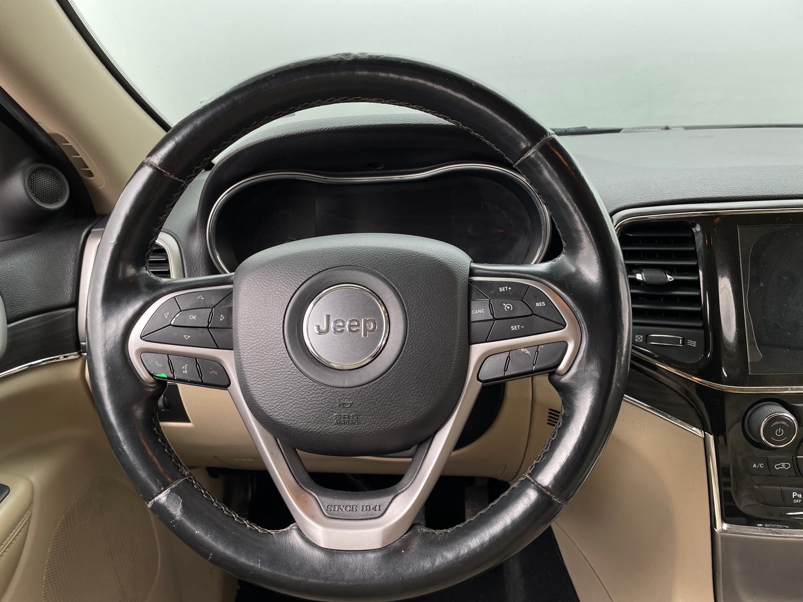 Thumbnail: 2021 Jeep Grand Cherokee - 4