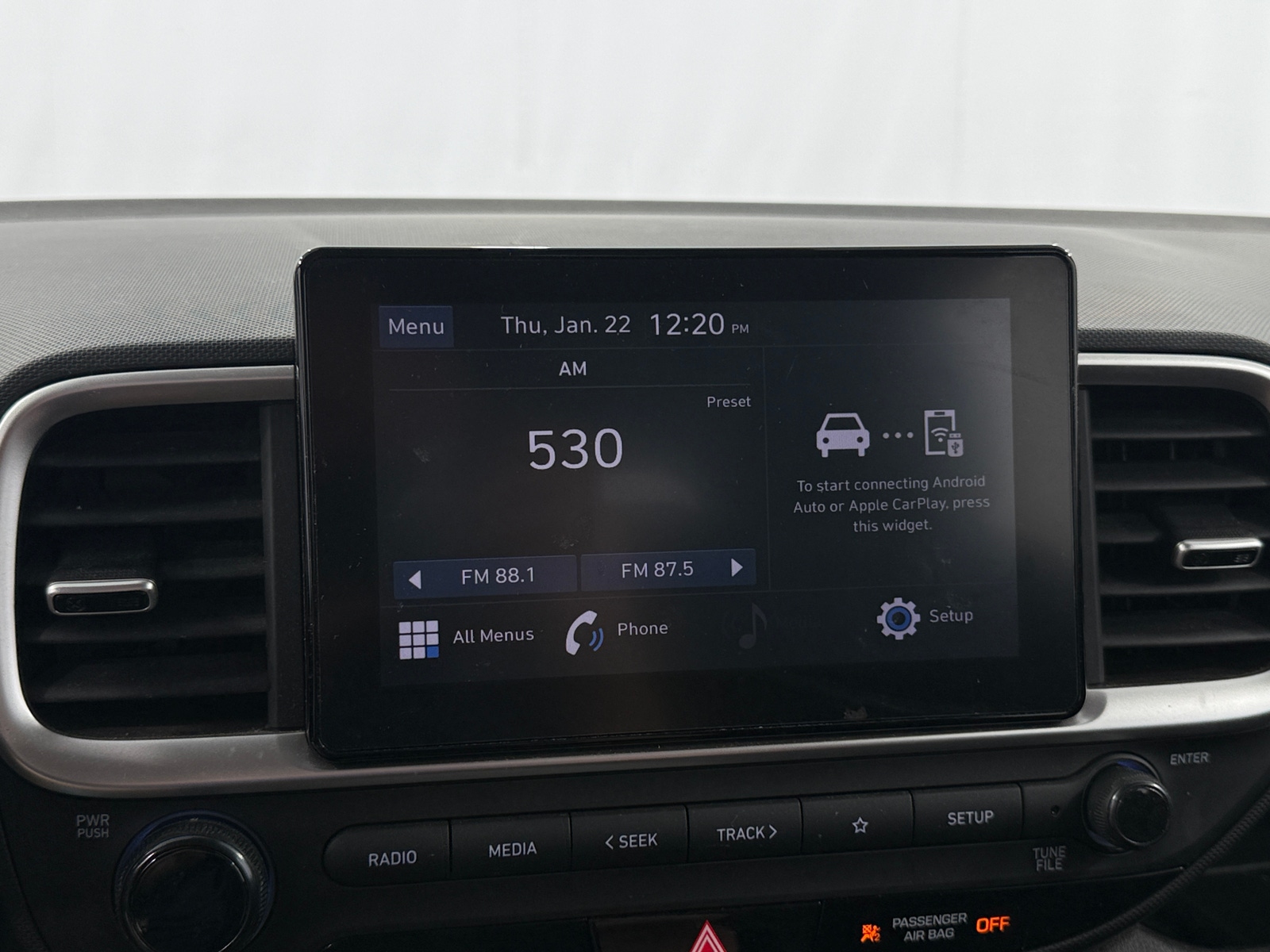 Thumbnail: 2022 Hyundai Venue - 4