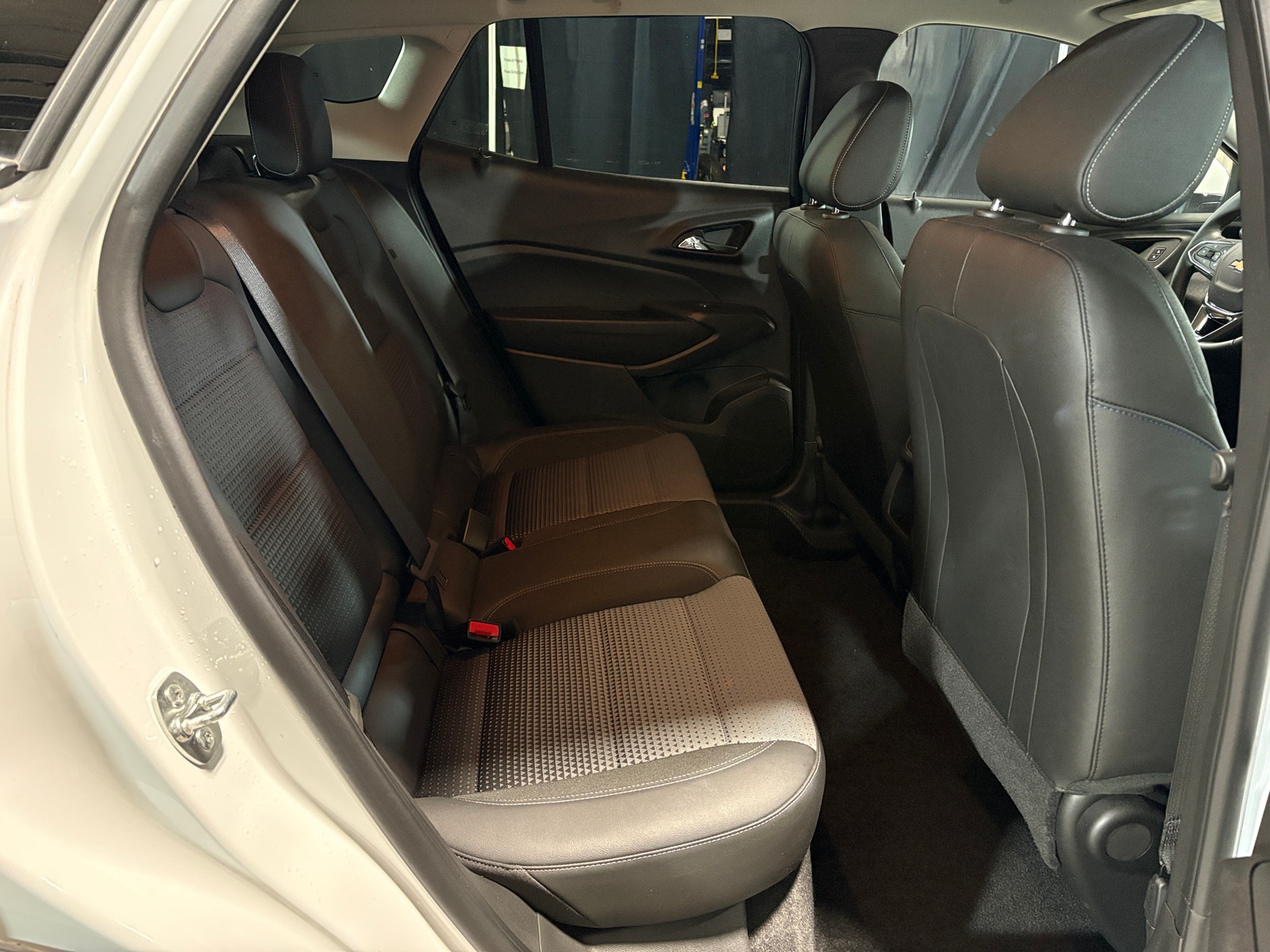 Thumbnail: 2025 Chevrolet Trax - 6