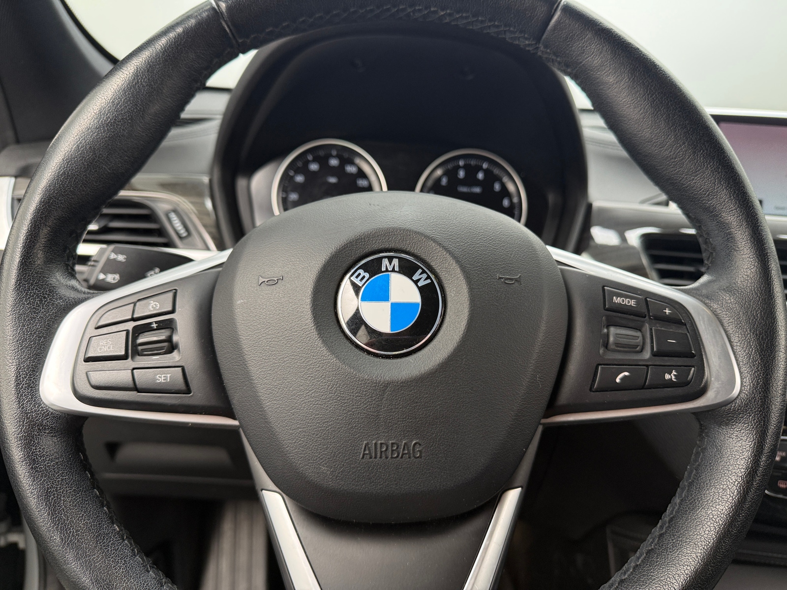 Thumbnail: 2021 BMW X1 - 4