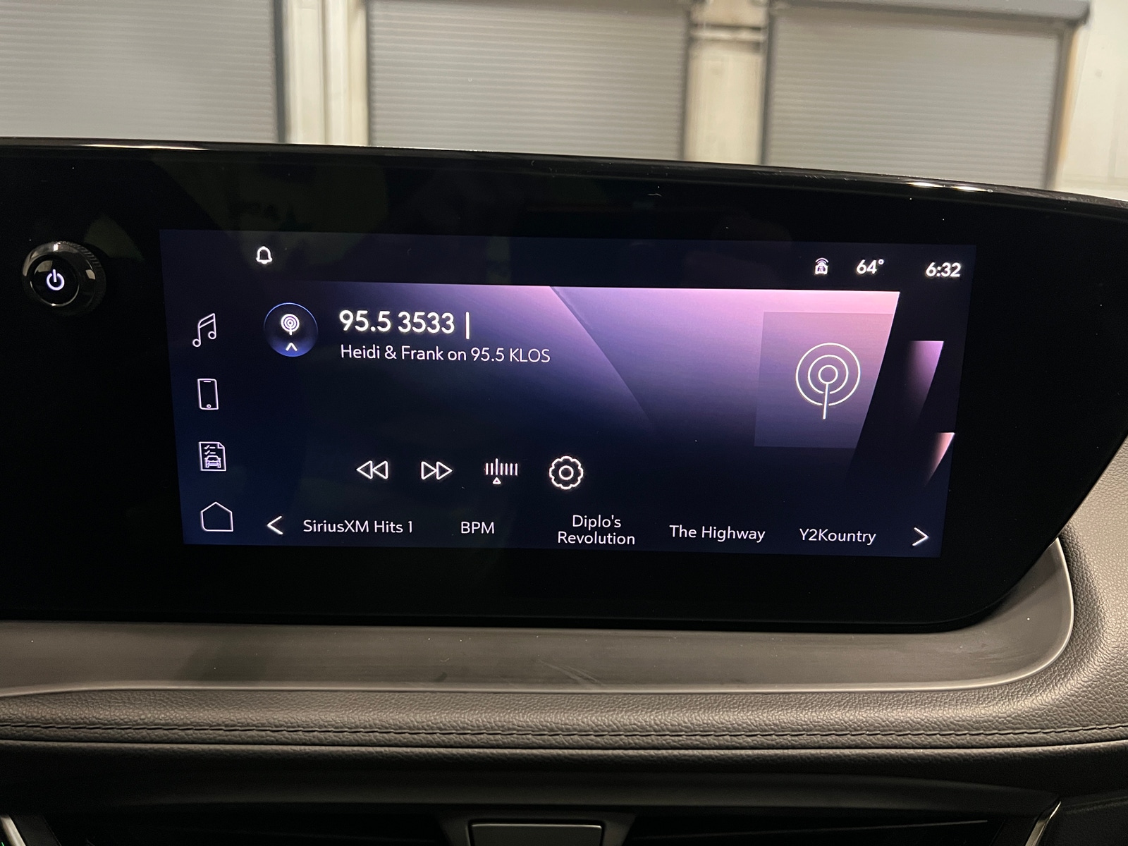 Thumbnail: 2025 Buick Encore GX - 4