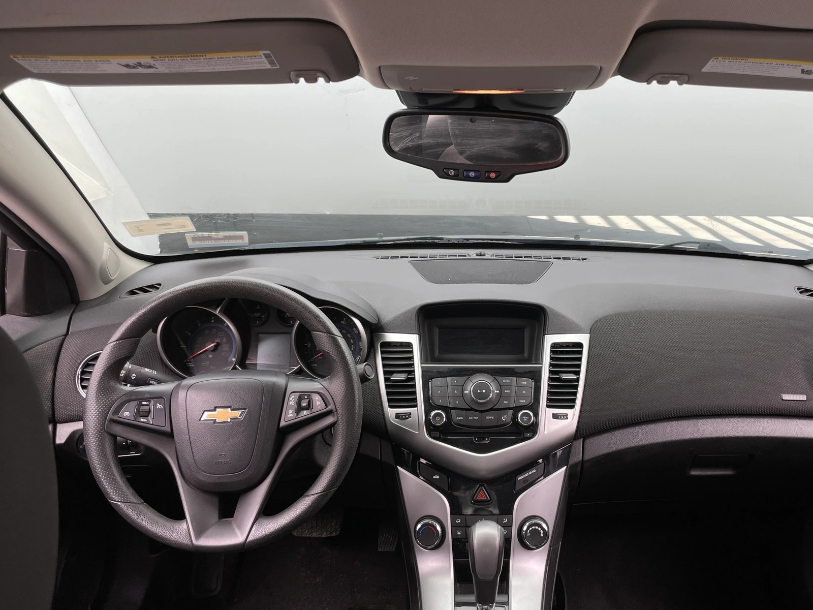 Thumbnail: 2015 Chevrolet Cruze - 3