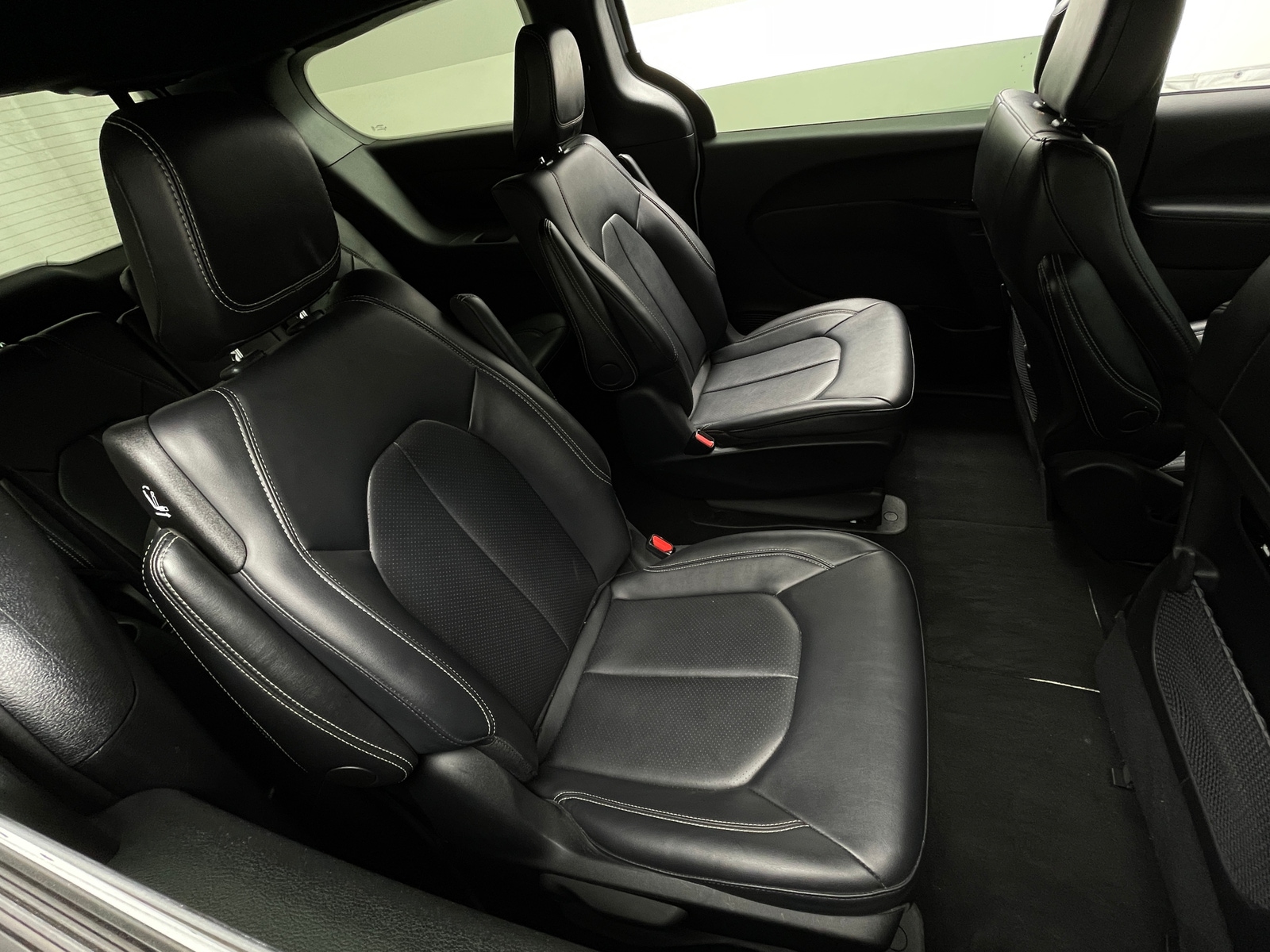 Thumbnail: 2024 Chrysler Pacifica - 5