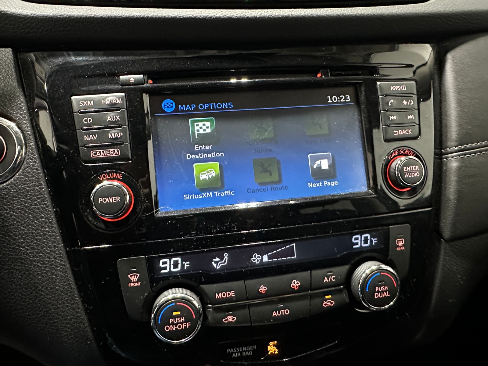 Thumbnail: 2017 Nissan Rogue - 3