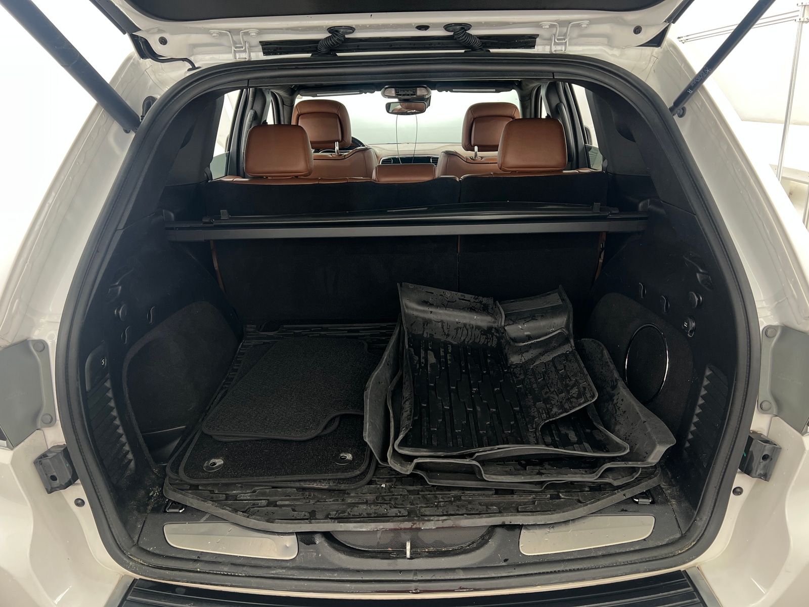 Thumbnail: 2019 Jeep Grand Cherokee - 6