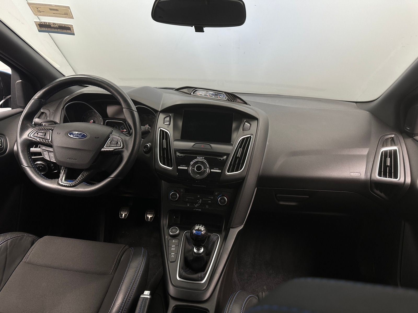 Thumbnail: 2017 Ford Focus - 2