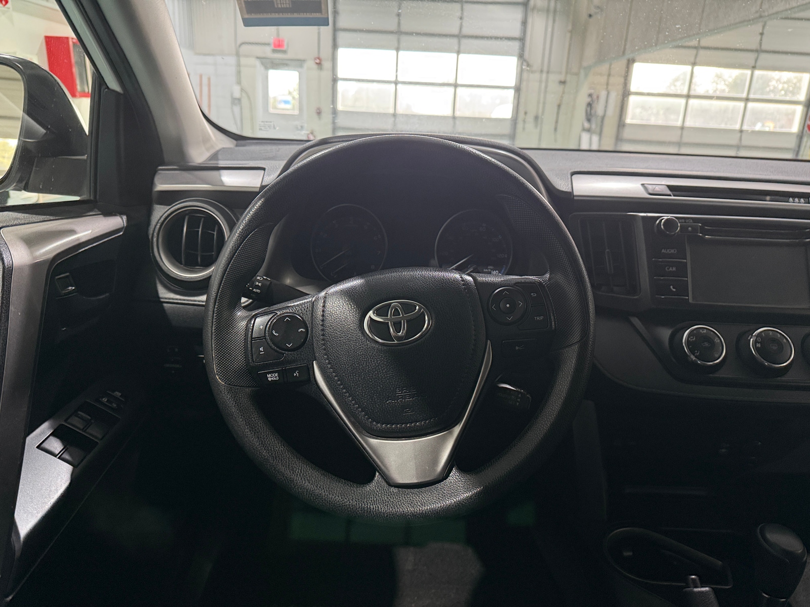 Thumbnail: 2018 Toyota RAV4 - 5