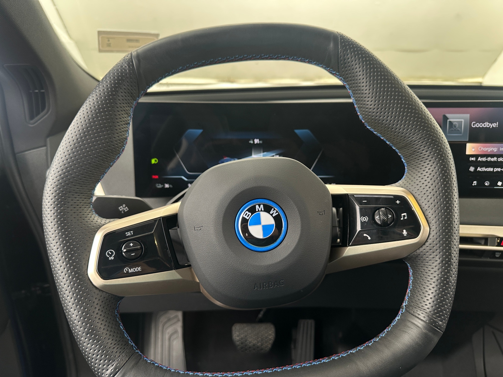 Thumbnail: 2025 BMW iX - 4