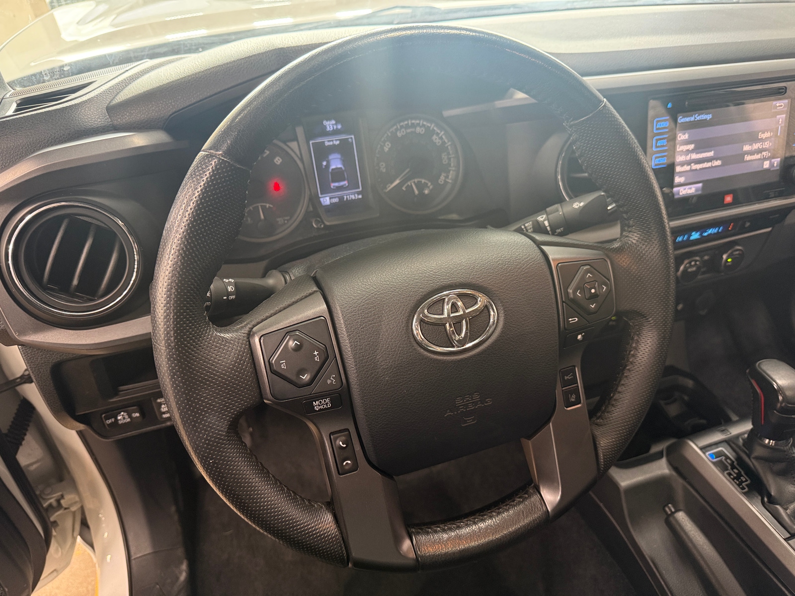 Thumbnail: 2019 Toyota Tacoma - 4