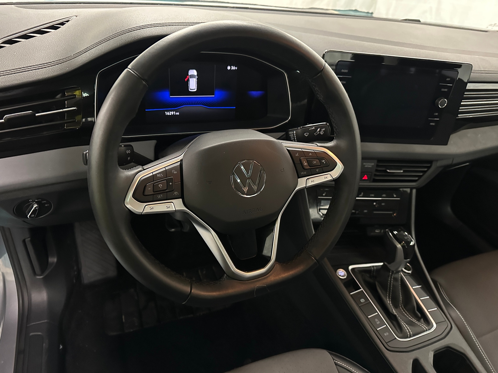 Thumbnail: 2025 Volkswagen Jetta - 4