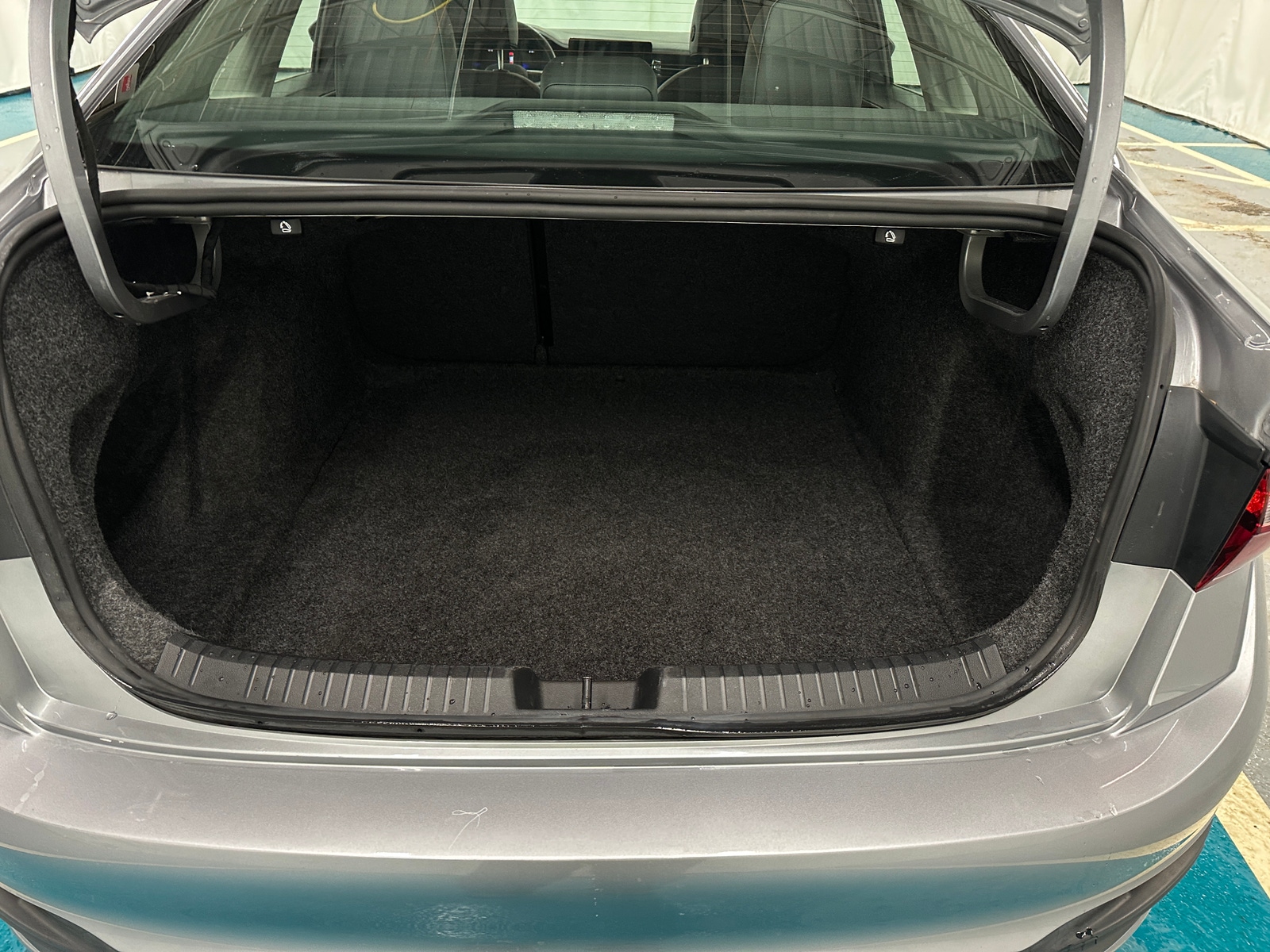 Thumbnail: 2025 Volkswagen Jetta - 6