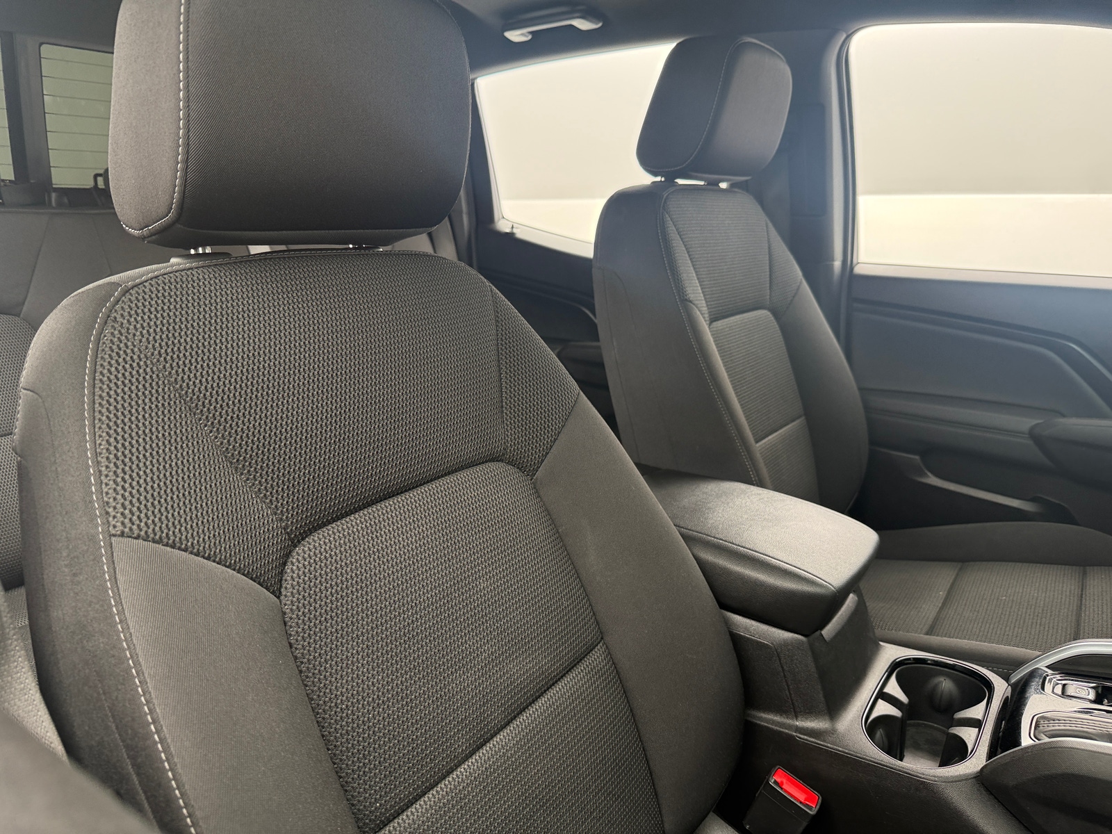 Thumbnail: 2024 Chevrolet Colorado - 2