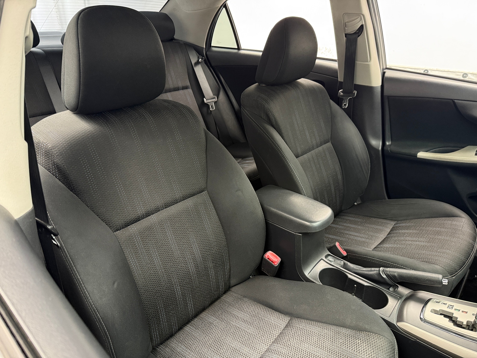 Thumbnail: 2013 Toyota Corolla - 2