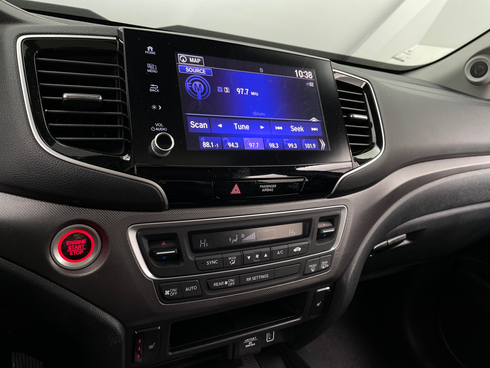 Thumbnail: 2023 Honda Ridgeline - 3