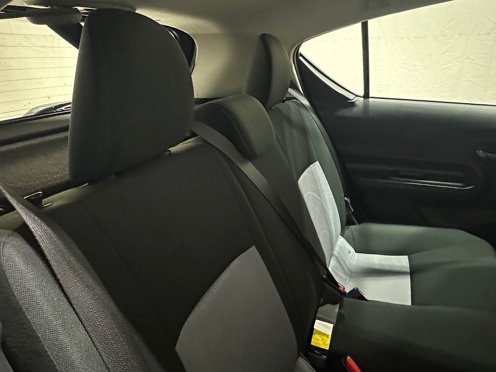 Thumbnail: 2019 Toyota Prius c - 6