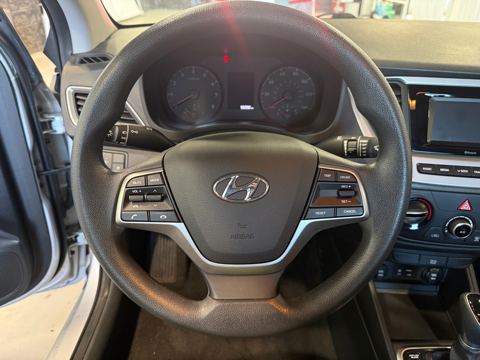 Thumbnail: 2019 Hyundai Accent - 5