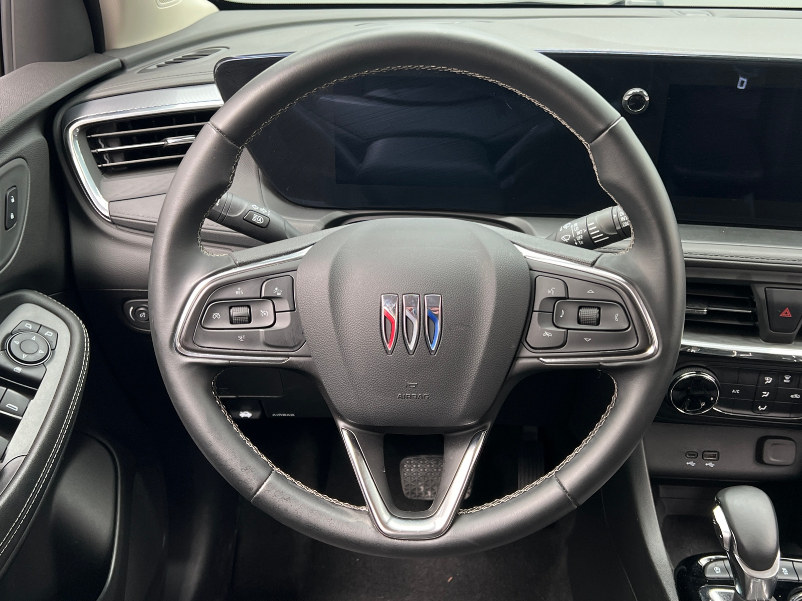 Thumbnail: 2025 Buick Encore GX - 5