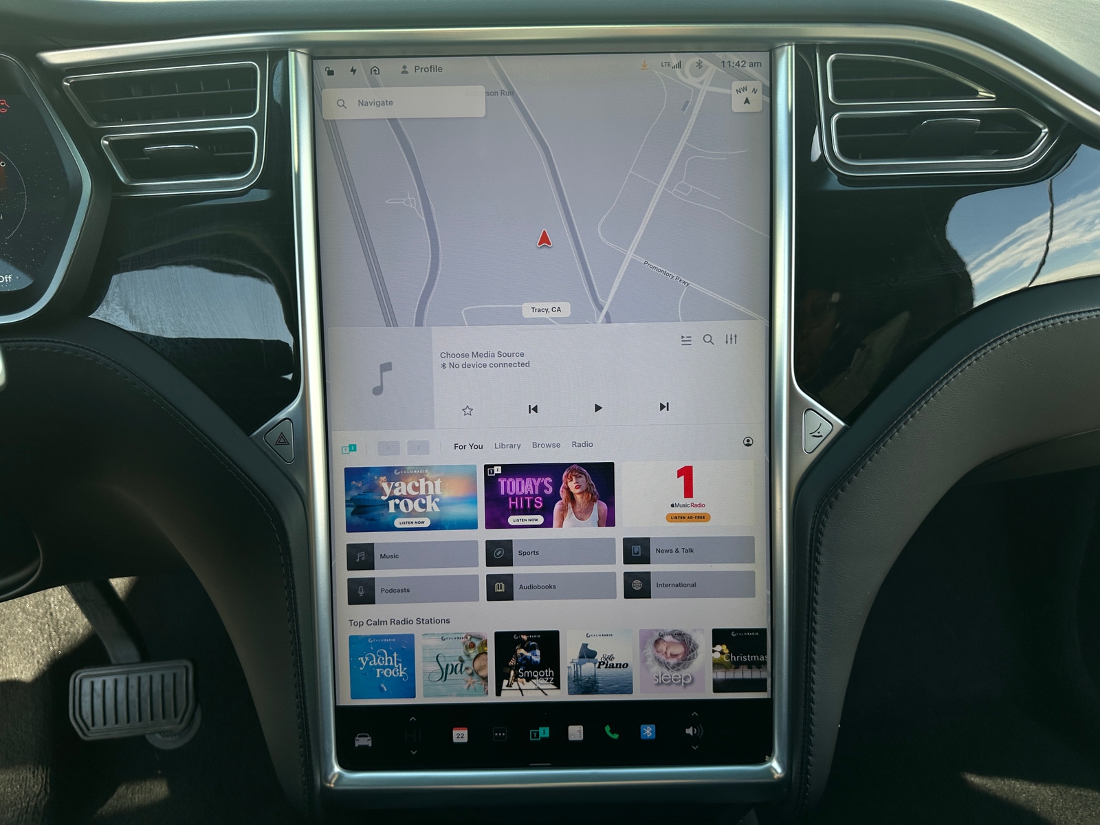 Thumbnail: 2018 Tesla Model X - 4