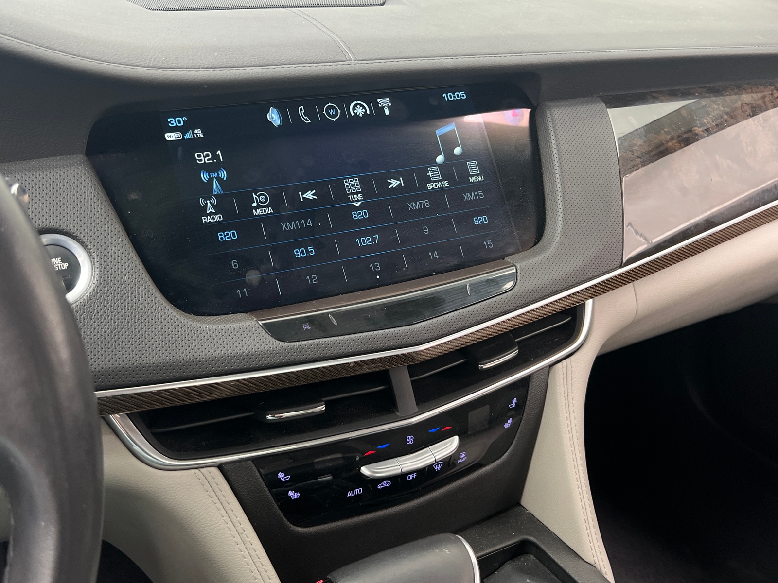 Thumbnail: 2018 Cadillac CT6 - 3