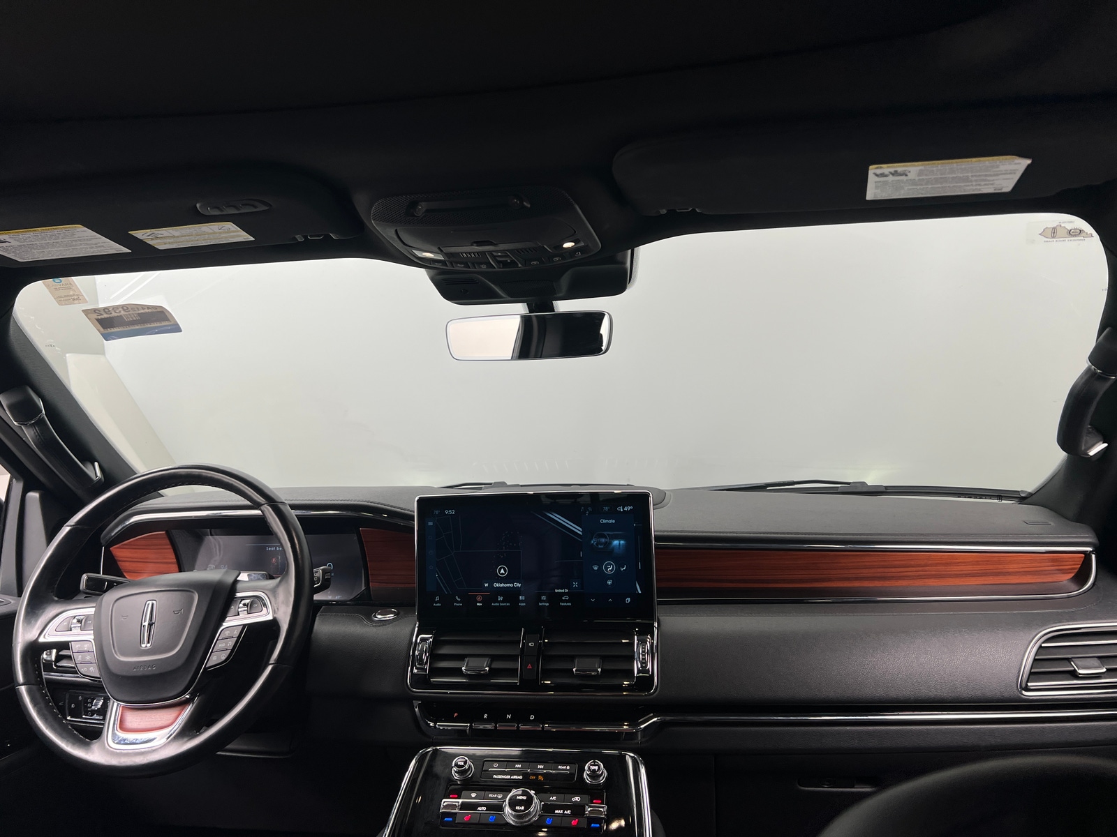 Thumbnail: 2024 Lincoln Navigator - 2