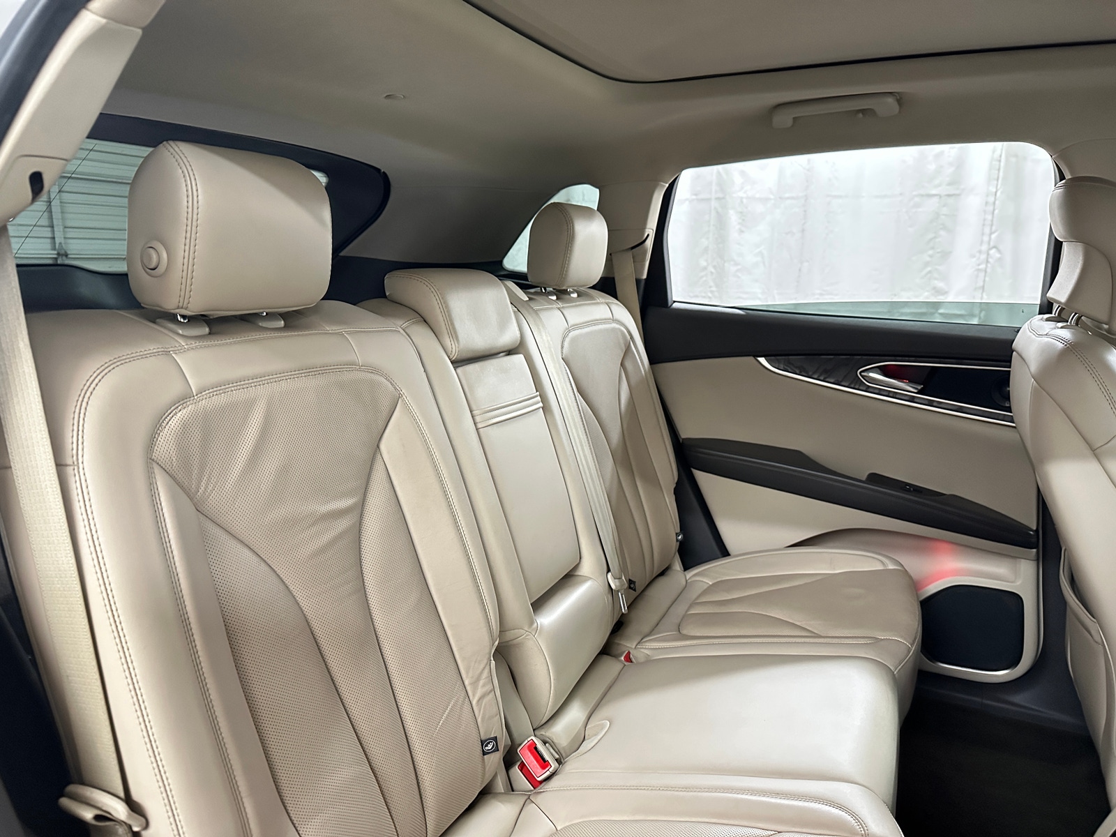 Thumbnail: 2019 Lincoln Nautilus - 5