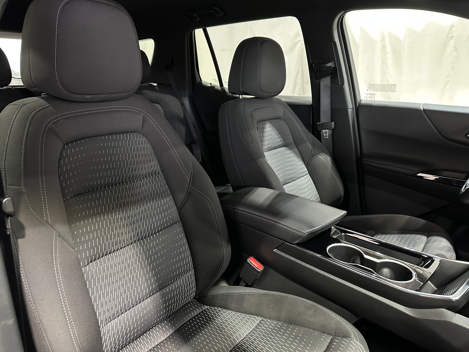 Thumbnail: 2025 Chevrolet Equinox - 2