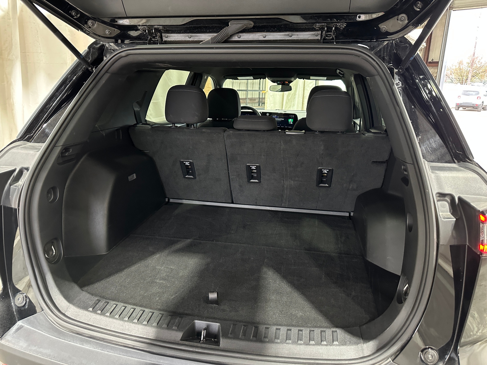 Thumbnail: 2025 Chevrolet Equinox - 7