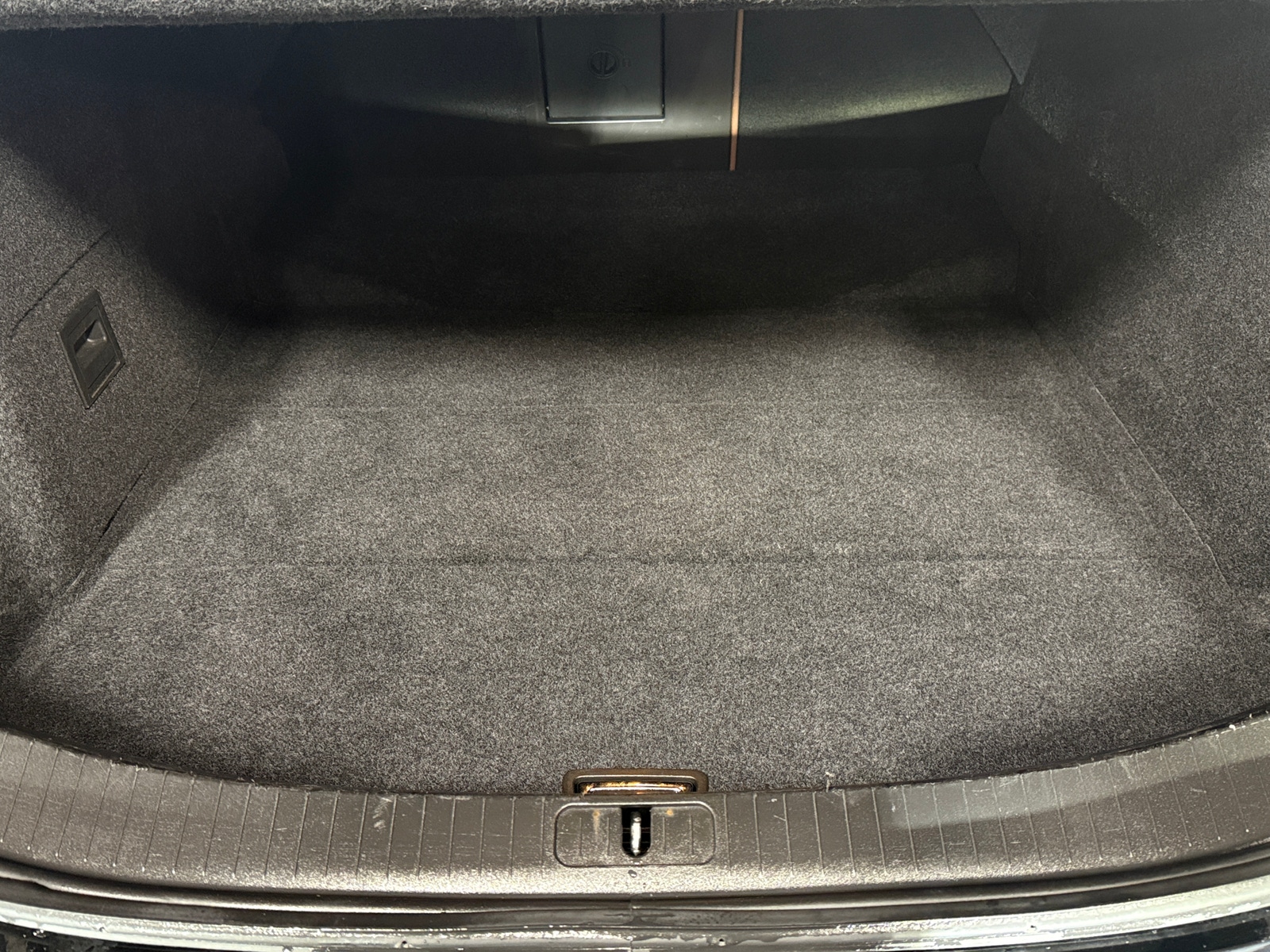 Thumbnail: 2015 Cadillac XTS - 6