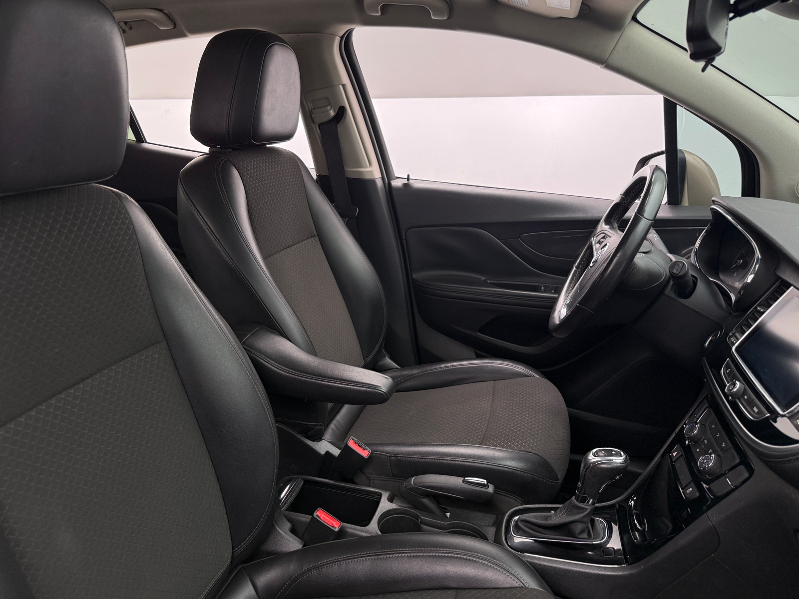 Thumbnail: 2019 Buick Encore - 2