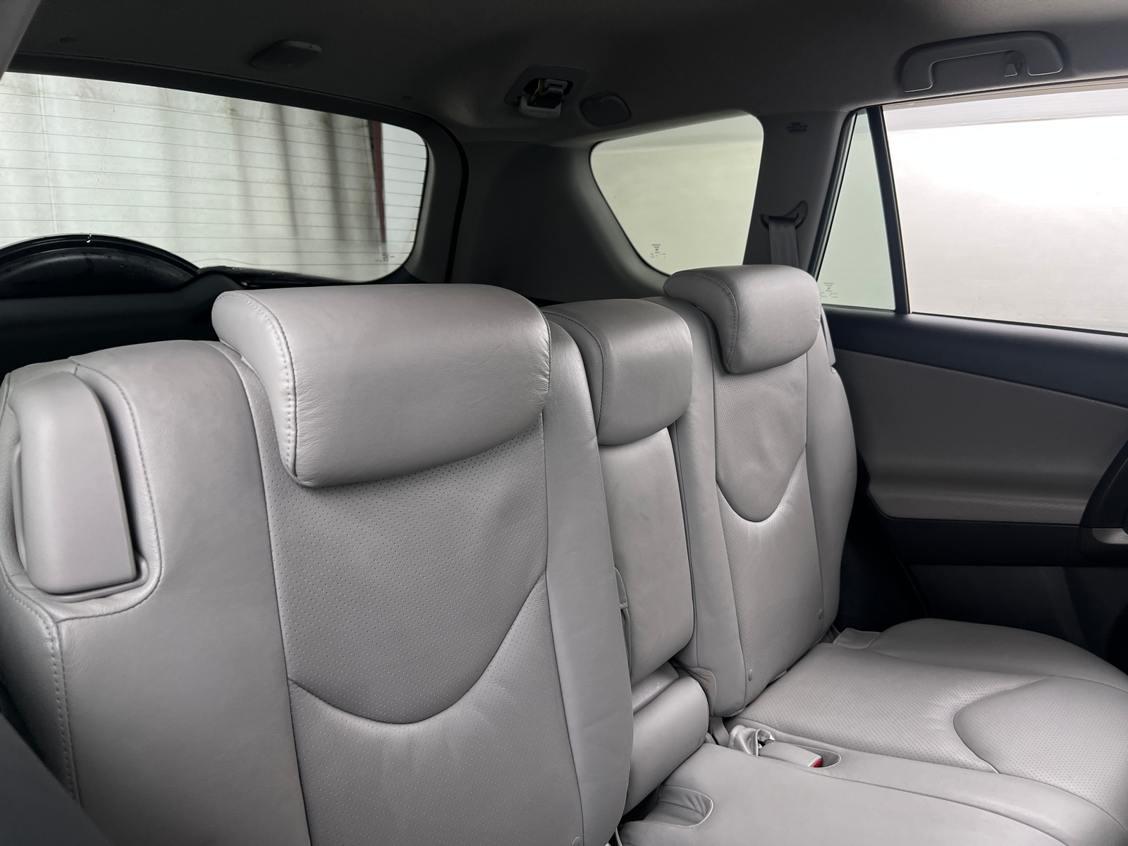 Thumbnail: 2011 Toyota RAV4 - 6