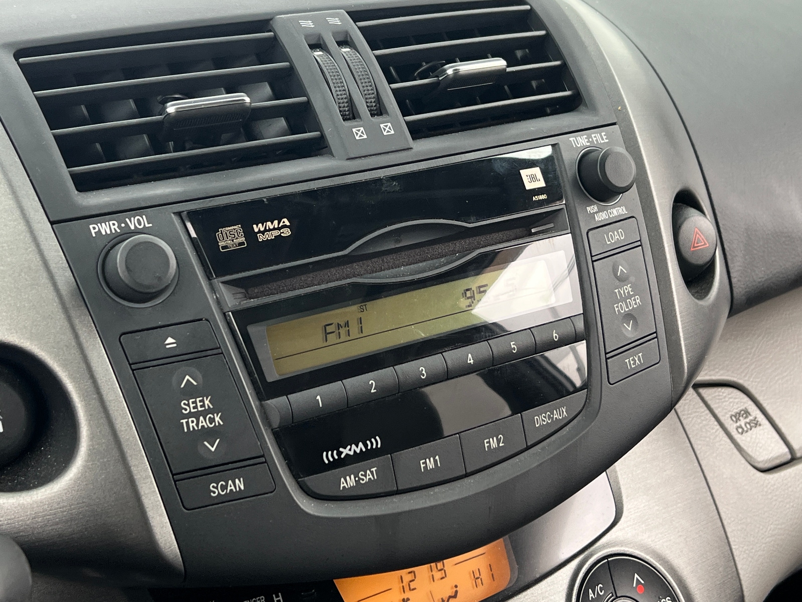 Thumbnail: 2011 Toyota RAV4 - 4