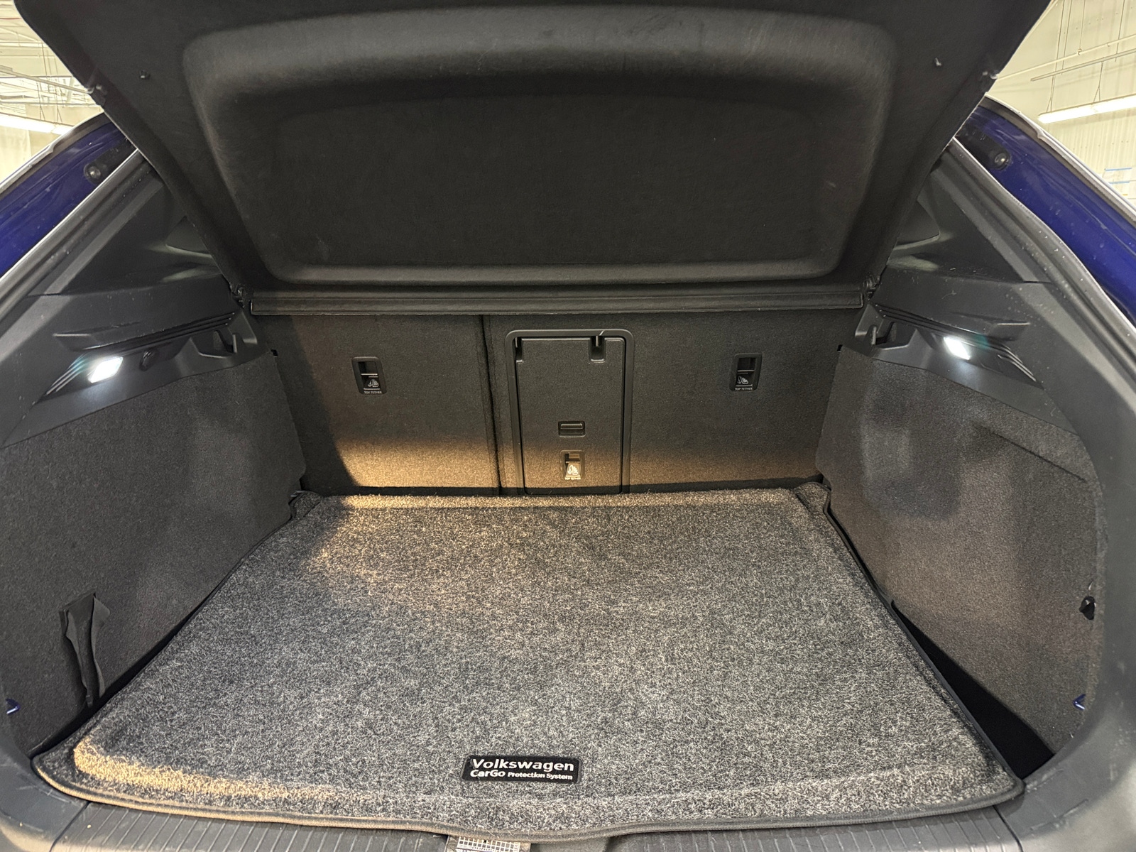 Thumbnail: 2021 Volkswagen ID.4 - 6