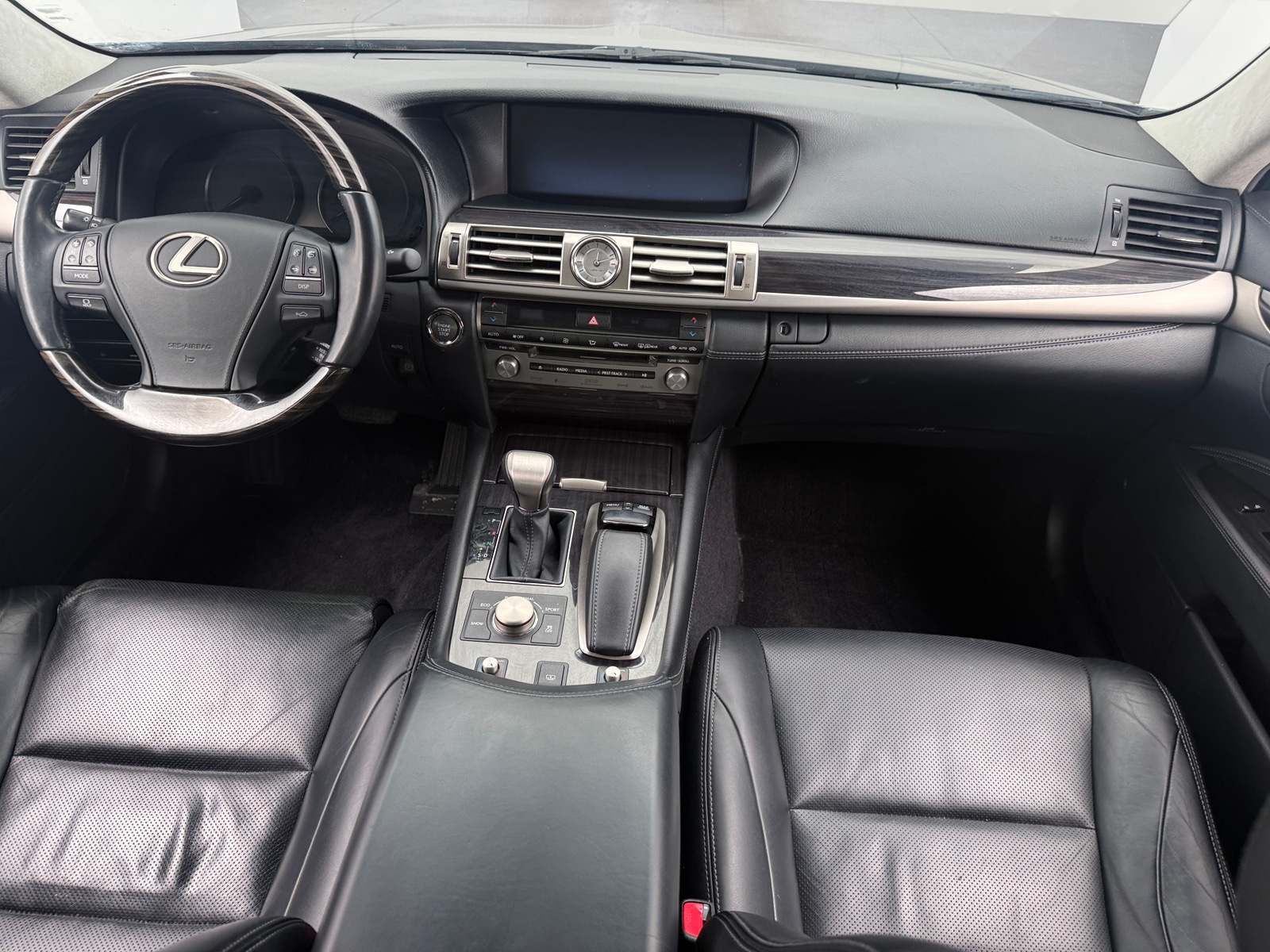 Thumbnail: 2014 Lexus LS - 2