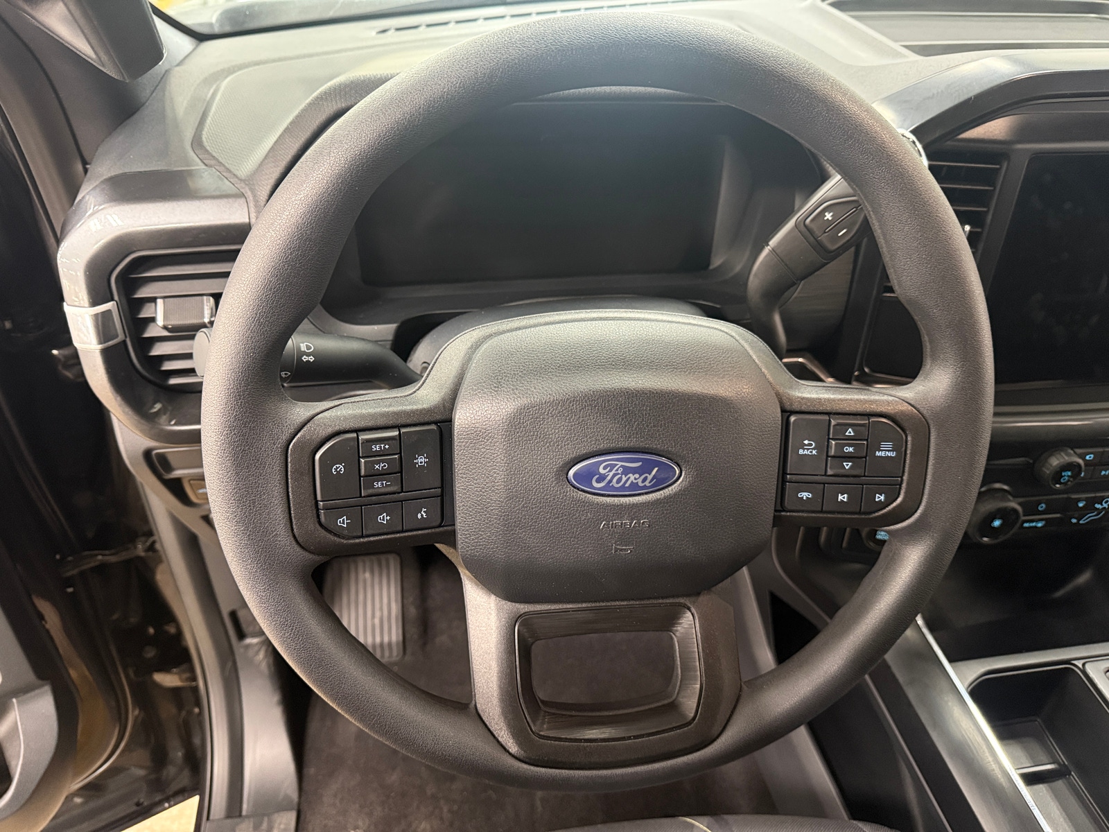 Thumbnail: 2025 Ford Econoline - 5