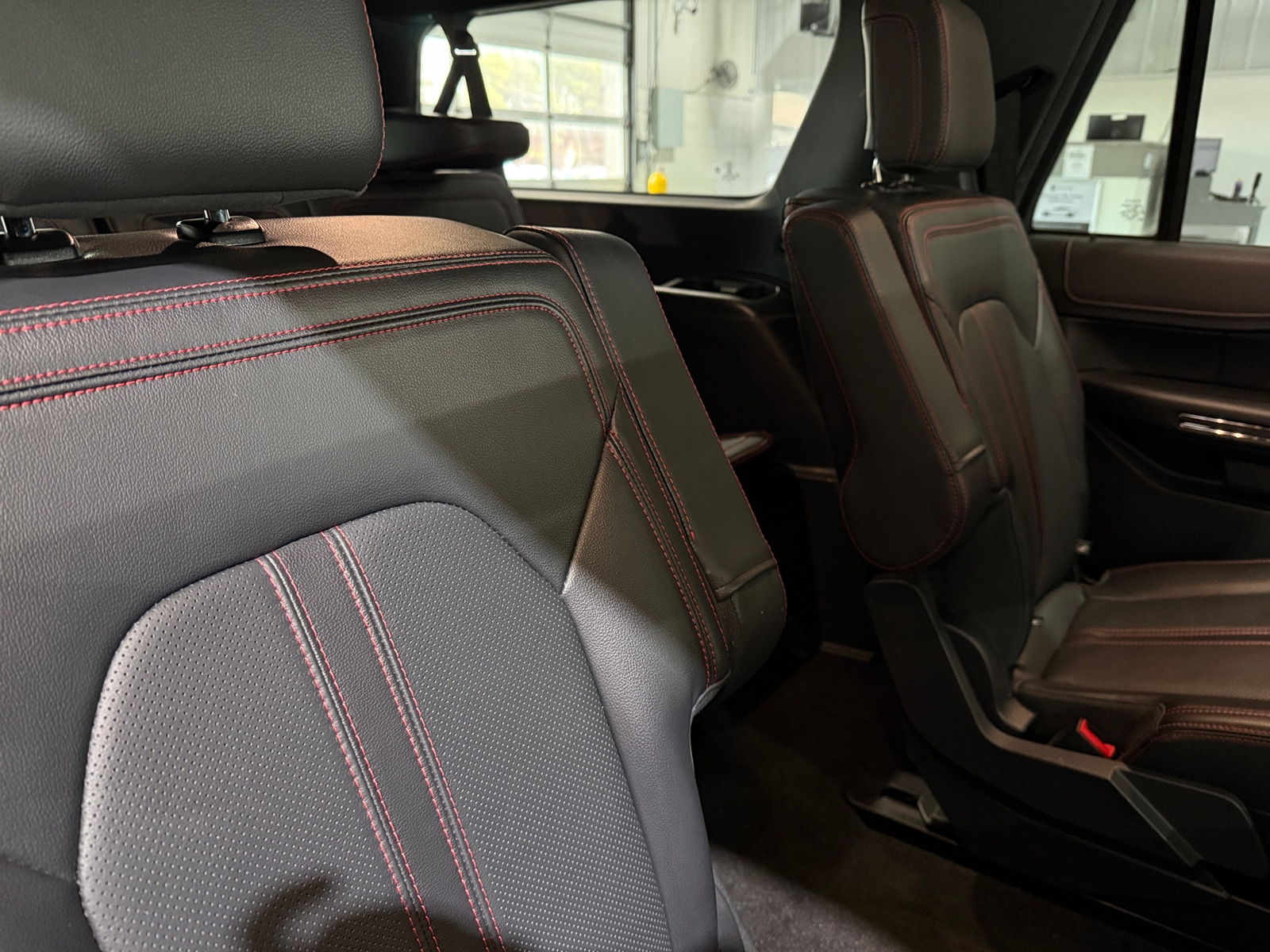 Thumbnail: 2022 Ford Expedition MAX - 5