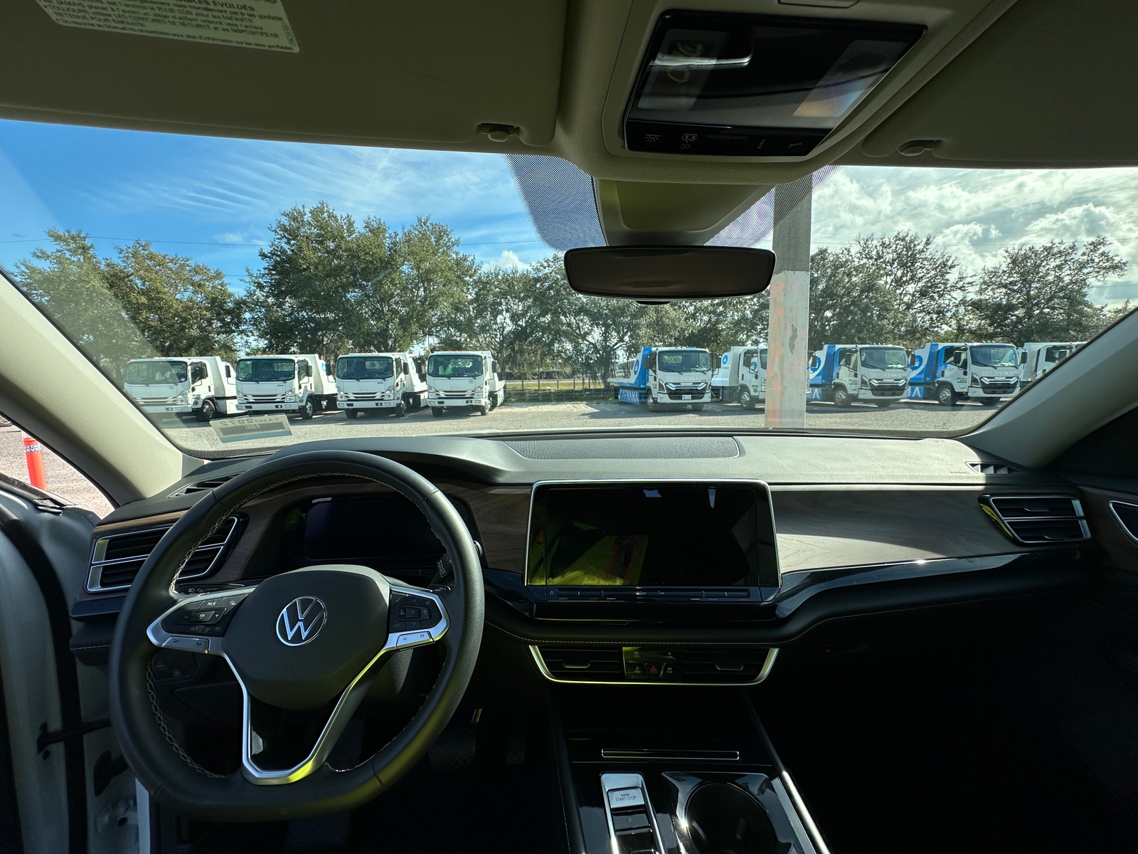 Thumbnail: 2024 Volkswagen Atlas - 2