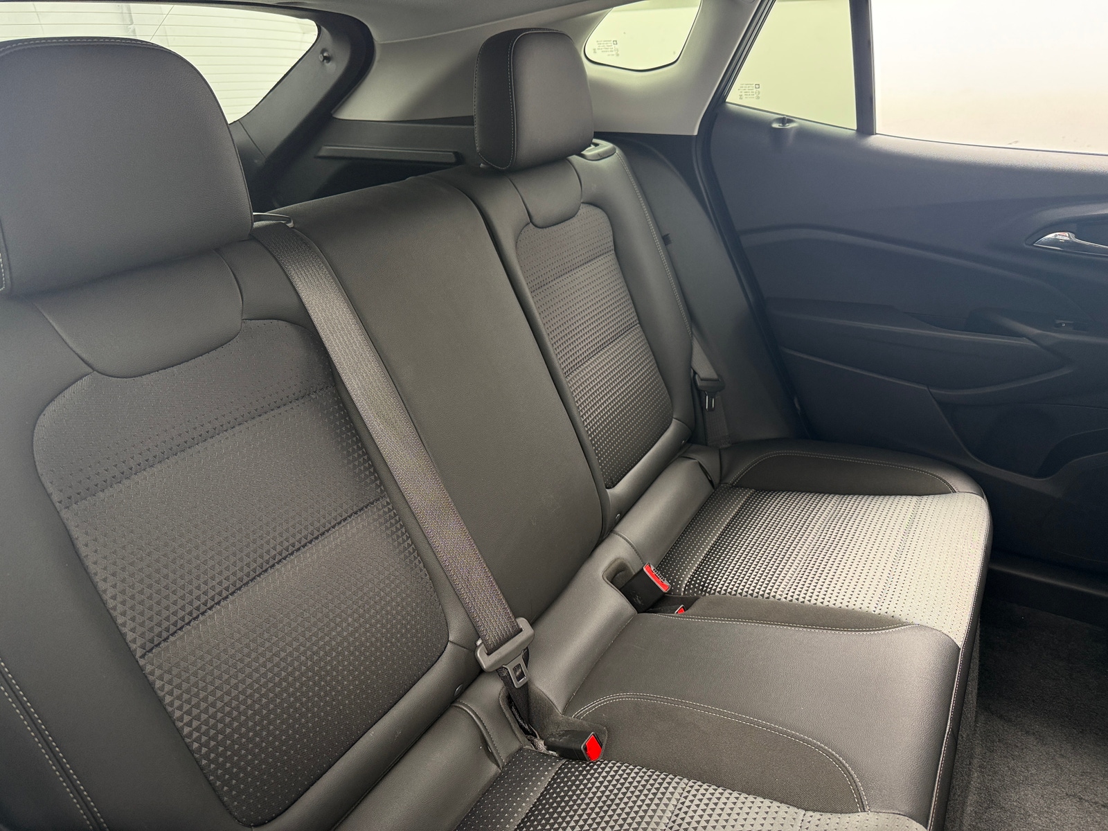 Thumbnail: 2025 Chevrolet Trax - 6