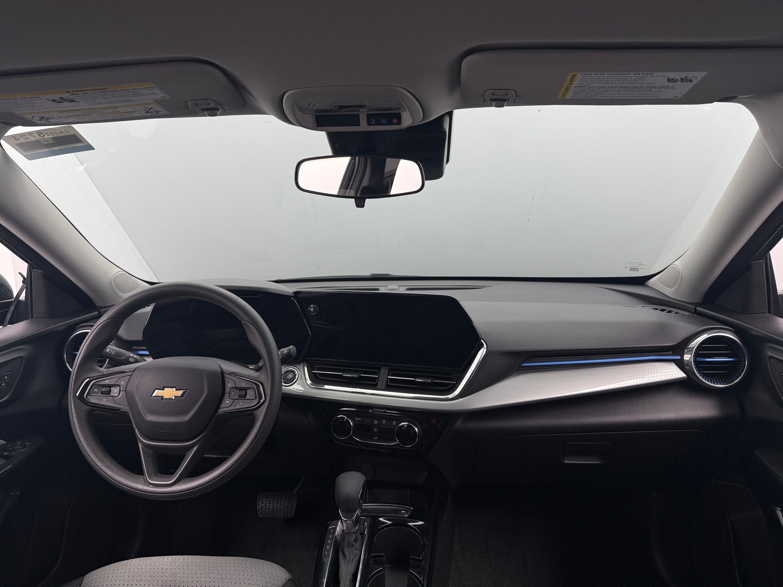 Thumbnail: 2025 Chevrolet Trax - 3