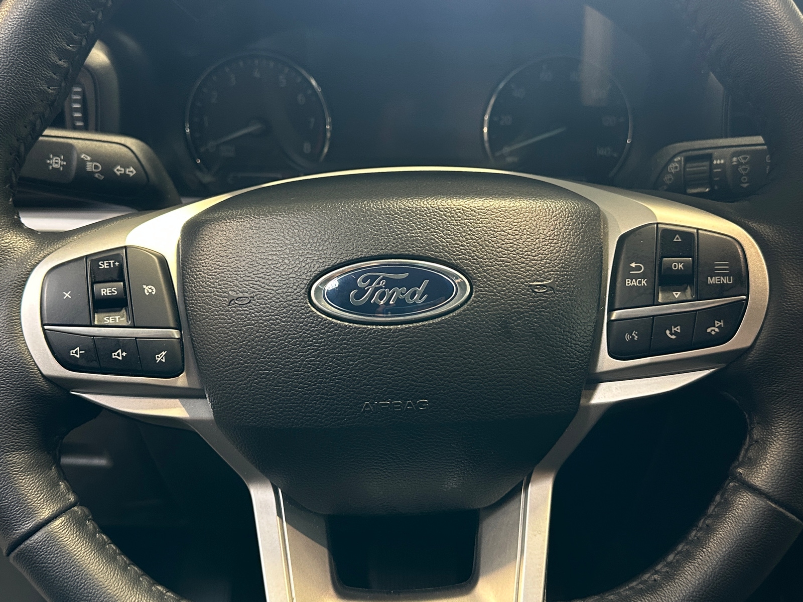 Thumbnail: 2023 Ford Explorer - 5