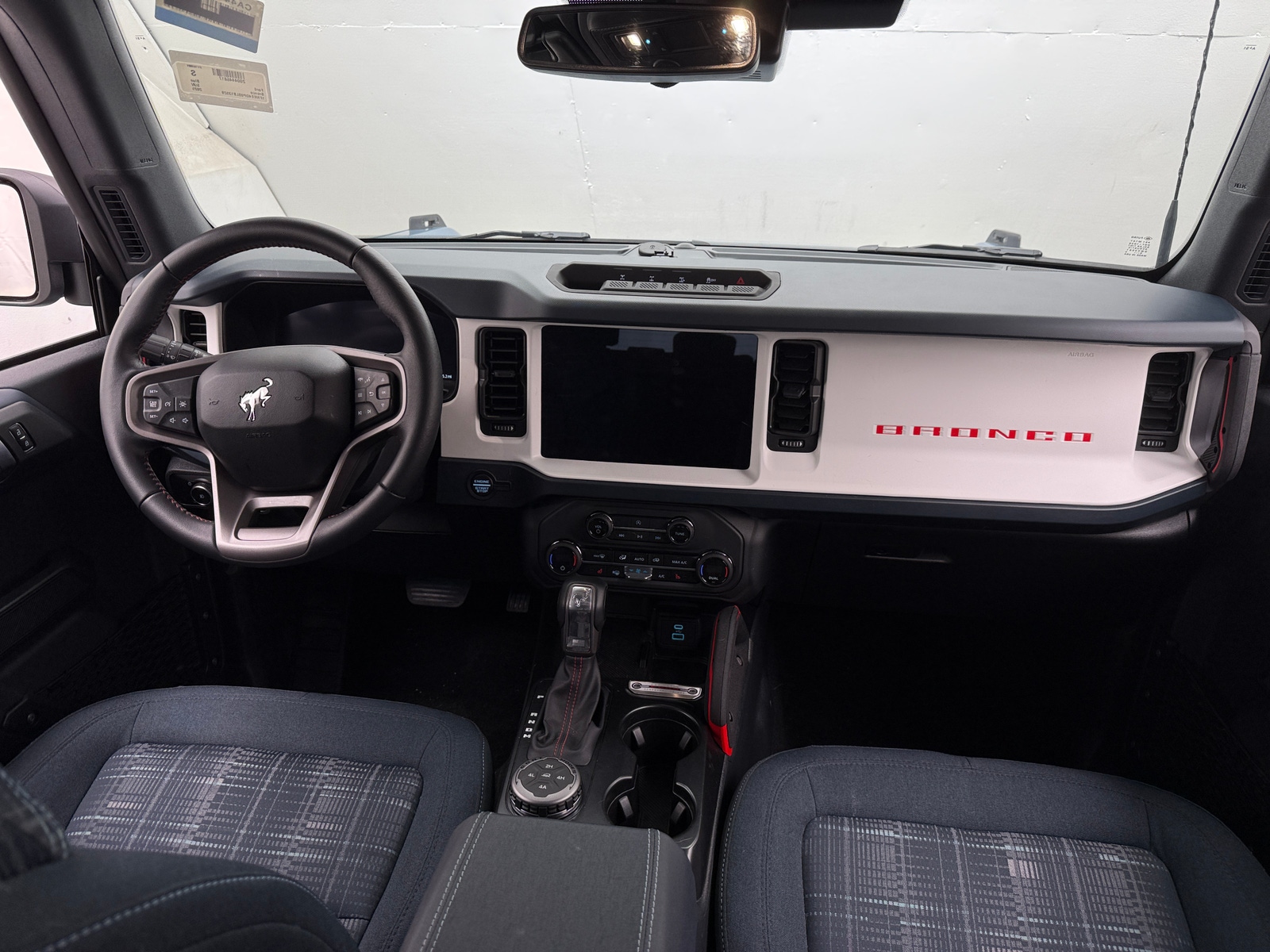 Thumbnail: 2025 Ford Bronco - 3