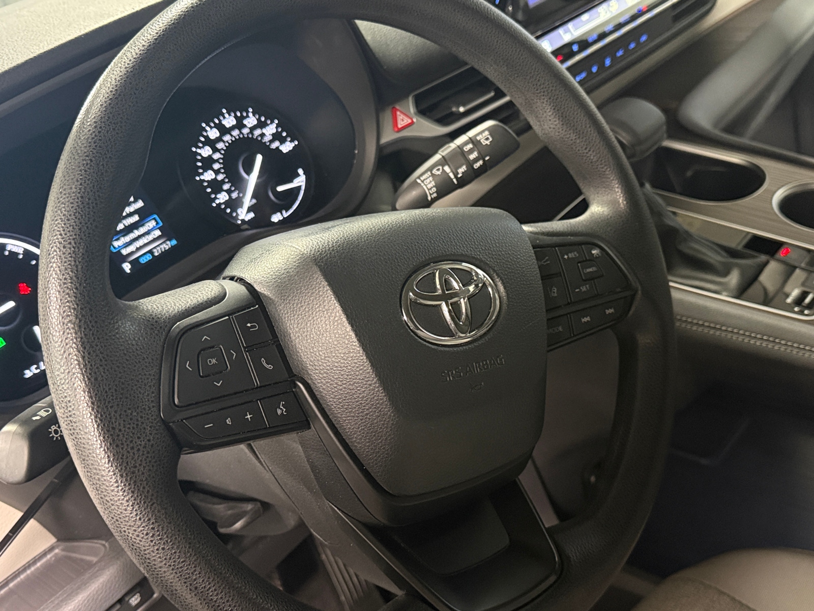 Thumbnail: 2024 Toyota Sienna - 5