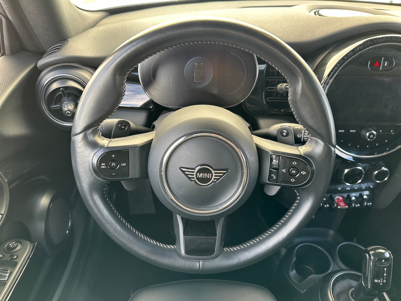 Thumbnail: 2024 MINI Cooper Convertible - 4