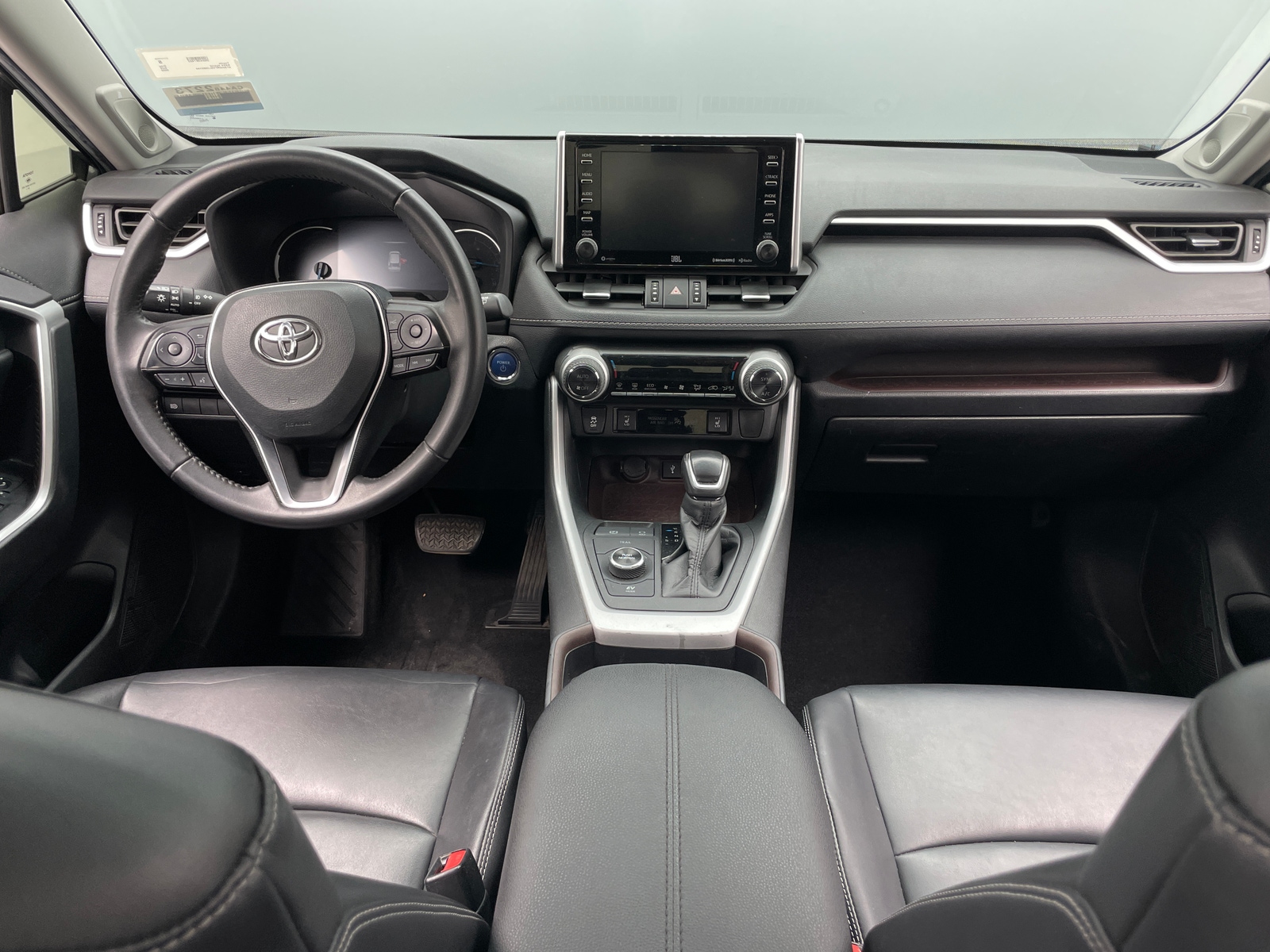 Thumbnail: 2020 Toyota RAV4 - 2