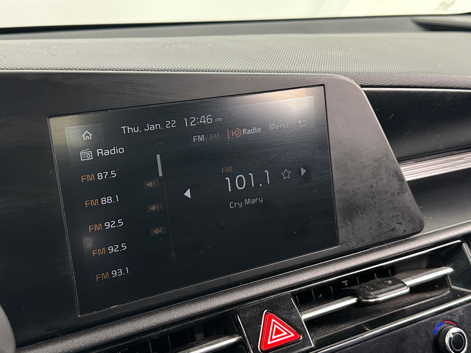 Thumbnail: 2023 Kia Niro - 4