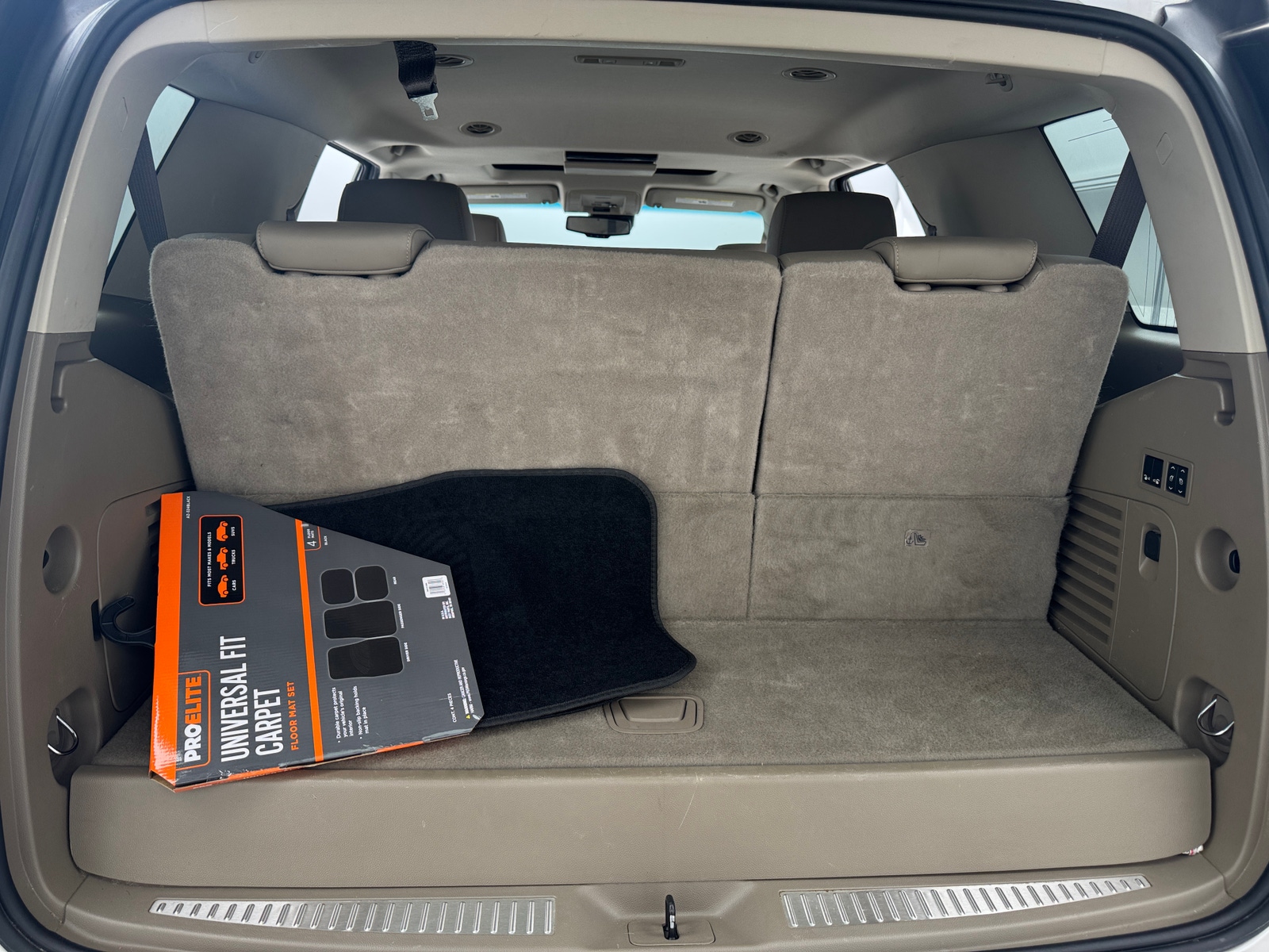 Thumbnail: 2019 Chevrolet Tahoe - 6